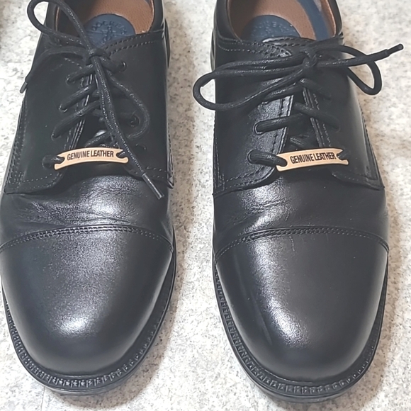 Dockers Leather Lace Up Black Men's Shoes - Picture 2 of 10